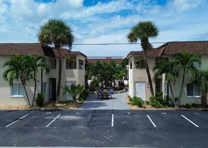 Indian Oaks #7 - Sandy Toes * Clearwater Beach